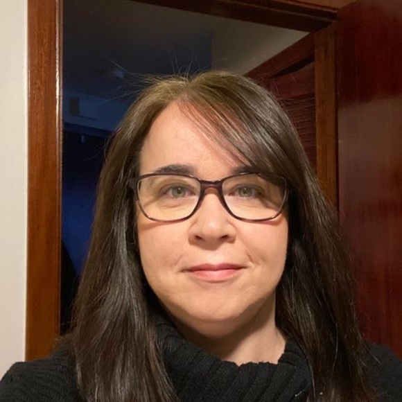 Profile Picture of Val Calcagno (@valcalcagno) on Poshmark