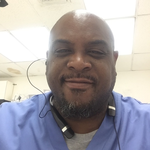 Profile Picture of Stenson Tolan (@hitlab) on Poshmark