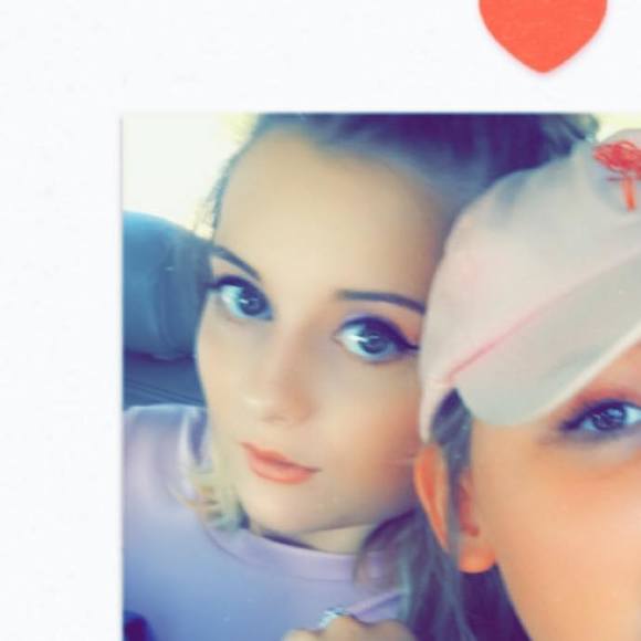 Profile Picture of Aimileah Koutsoukalis (@aimileah) on Poshmark