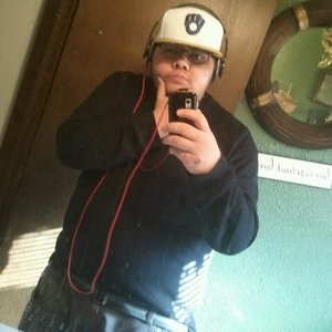 Profile Picture of Aaron Rey Loveday (@aaron.loveday.31) on Myspace