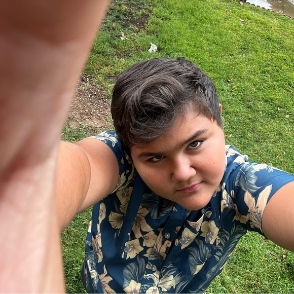 Profile Picture of David Jimenez (@david_jimenez6) on Poshmark