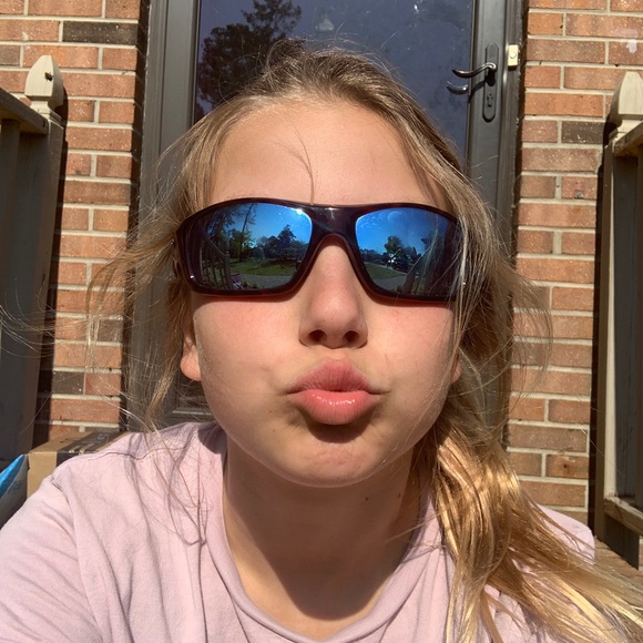 Profile Picture of Penny Savino (@pennysavino) on Poshmark