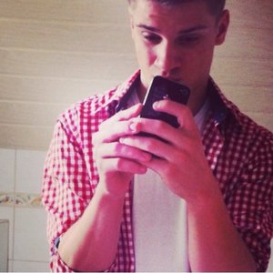 Profile Picture of Jonas Schulz (@jsosnsasss) on Myspace