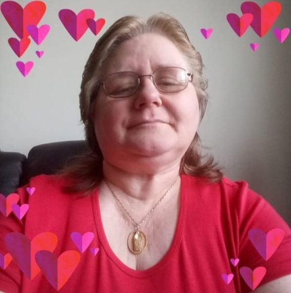 Profile Picture of Dawn Sheets (@dawnsheets67) on Poshmark