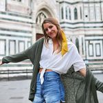 Profile Picture of Lauren (Niehues) Saltzgiver (@lo.key.updos) on Instagram