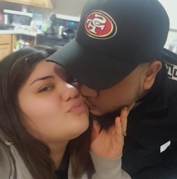 Profile Picture of Elisabeth Aparisio (@bbdeeh) on Poshmark