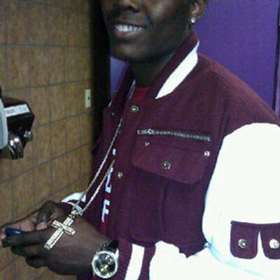 Profile Picture of Mr.Bryant (@EricDeron) on Twitter