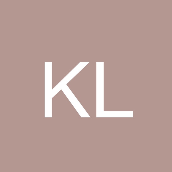Profile Picture of Kevin Lloyd (@kevlloyd) on Poshmark