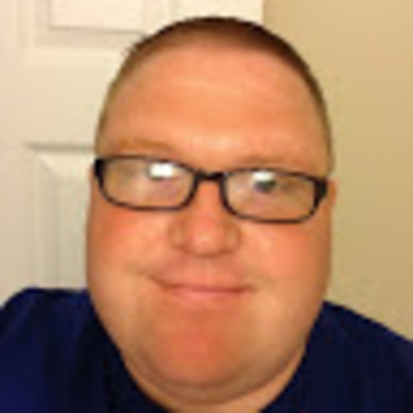 Profile Picture of Daniel Dunivan (@dannydunivan) on Poshmark