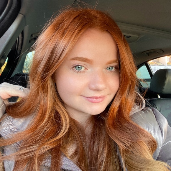 Profile Picture of Tori Barron (@xo_thriftytori) on Poshmark