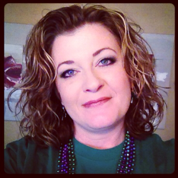 Profile Picture of Amanda Wilhite (@mandyeck24) on Poshmark