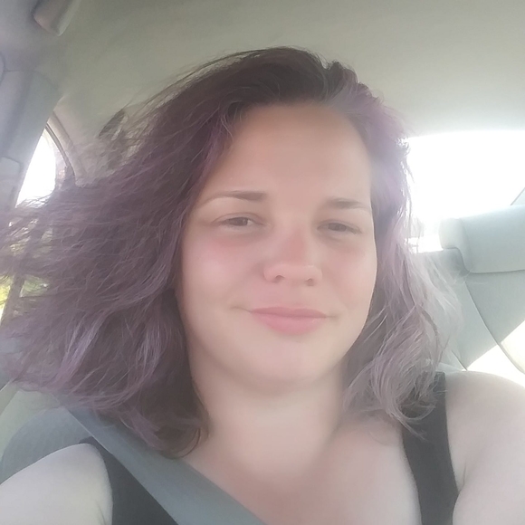 Profile Picture of Jessica Jacobus (@jessjacobus) on Poshmark