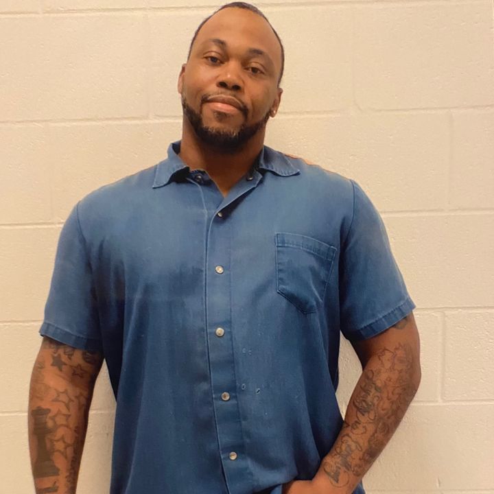 Profile Picture of KEVIN DUBOSE (@kevin.dubose32) on Tiktok