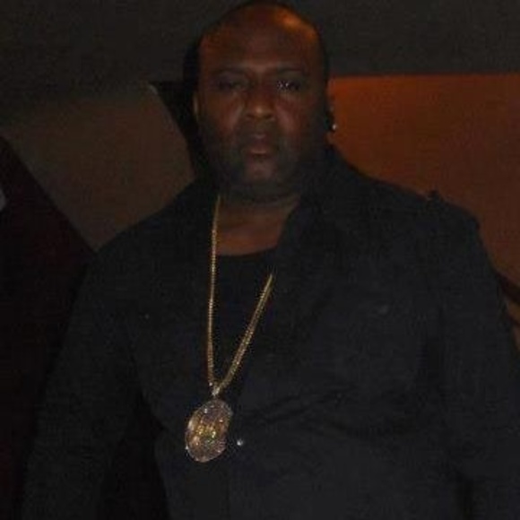 Profile Picture of Juice Juice (@juiceflow) on Poshmark