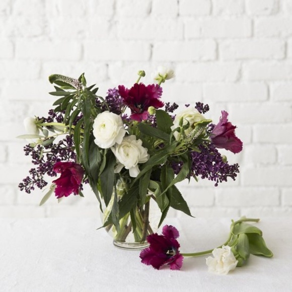 Profile Picture of Jennifer Chung (@333cwy333) on Poshmark