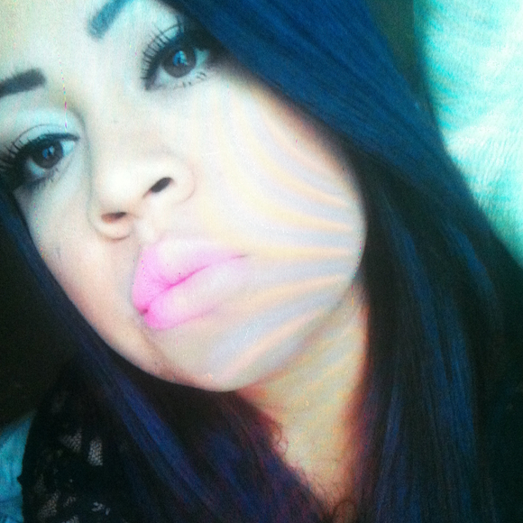 Profile Picture of Marlen Manrriquez (@mmanrriquez) on Poshmark