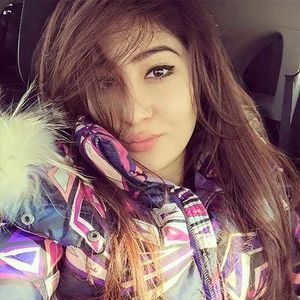 Profile Picture of Alina Khan (@khanalina) on Myspace