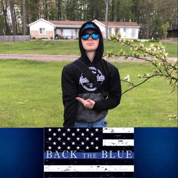 Profile Picture of Austin Ritter (@austinritter974) on Poshmark