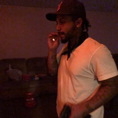 Profile Picture of TONY 6LUNT (@_WestsideTony) on Twitter