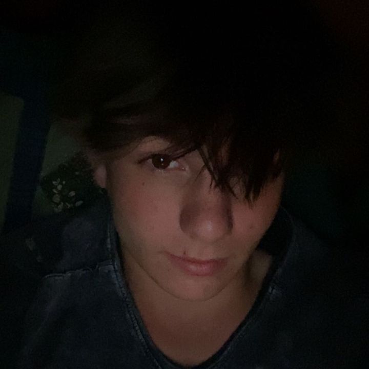 Profile Picture of Logan (@itslogandevos) on Tiktok