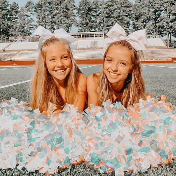 Profile Picture of Bella Rexer (@bellarexer) on Poshmark