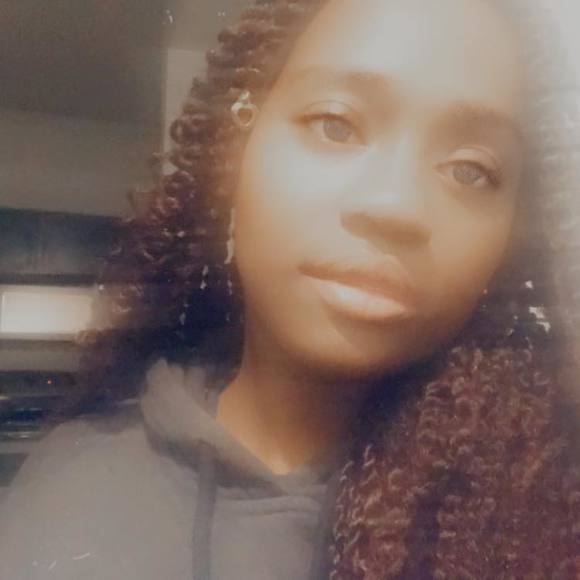 Profile Picture of Mârkêll Êvêrythīñg (@bigbooty_bishh) on Poshmark