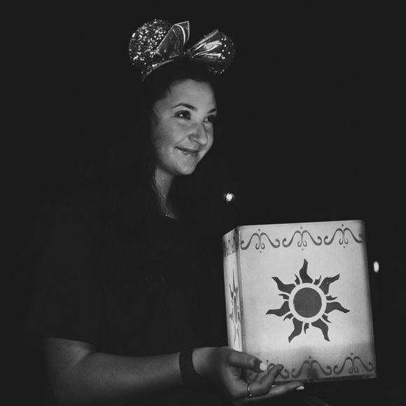 Elizabeth Wilzbach - Poshmark Profile Picture of Elizabeth Wilzbach (@lizziewilzbach) on Poshmark