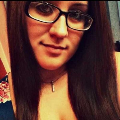 Profile Picture of Violet Vasis. (@viebbyx3) on Twitter