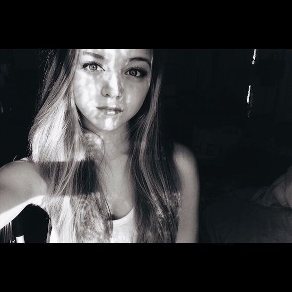 Profile Picture of Rebecca Eppard (@rebeccaeppard9) on Poshmark