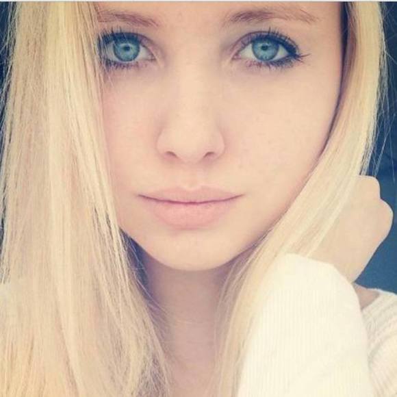 Profile Picture of Lena Obermaier (@lenaobermaier) on Poshmark