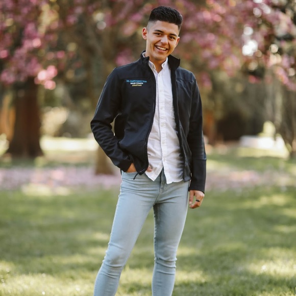 Profile Picture of Jonathan Romero (@ohsnapjonny) on Poshmark