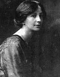 Profile Picture of Alice Perryon Wikipedia