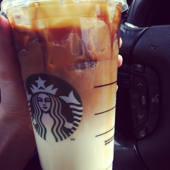 Profile Picture of Kate Burnier (@kateburnier) on Poshmark