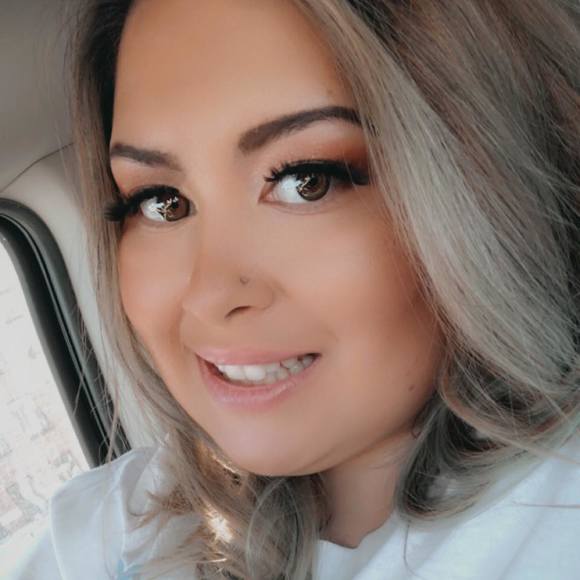 Profile Picture of Dayna Hardy (@daynahardy) on Poshmark