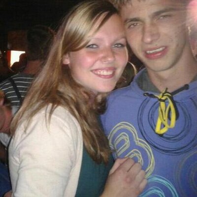 Profile Picture of Harm  ♥cynthia  ♥ (@harml1994) on Twitter