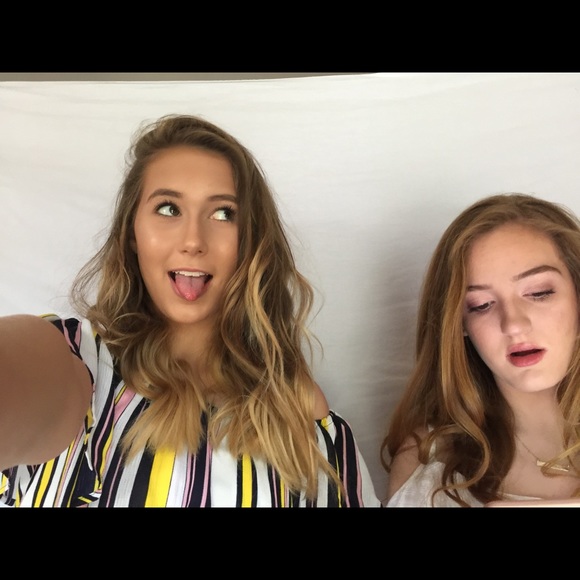 Alexa Hudson - Poshmark Profile Picture of Alexa Hudson (@alexahudson06) on Poshmark