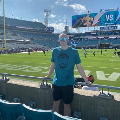 Profile Picture of John (@JohnTess42) on Twitter