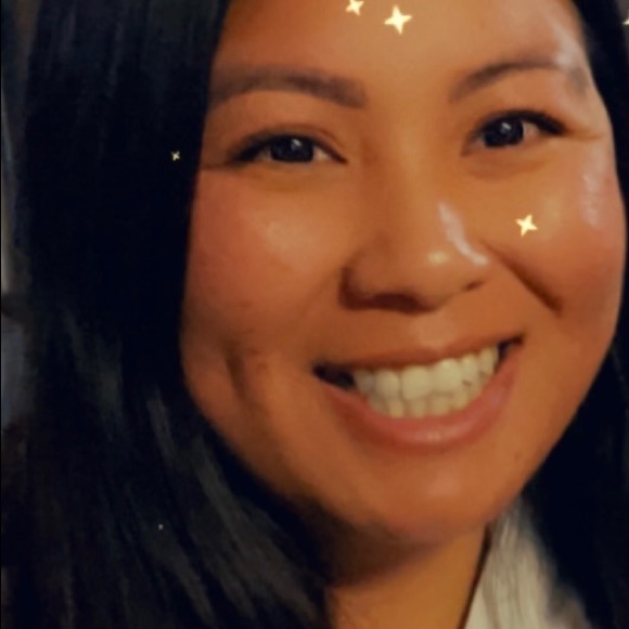 Profile Picture of Meallany Mom (@meallany) on Poshmark