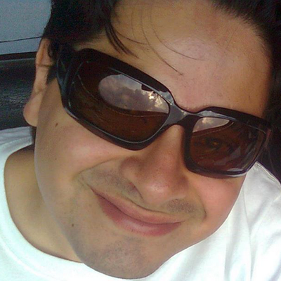 Profile Picture of Dark Side Moon (@gerry_rockstar) on Twitter