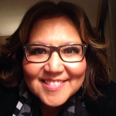 Profile Picture of Pamela J Johns (@ndngrlwglasses) on Twitter