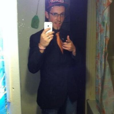 Profile Picture of Raymond Mcclanahan (@RAYMONDLEEEEE) on Twitter