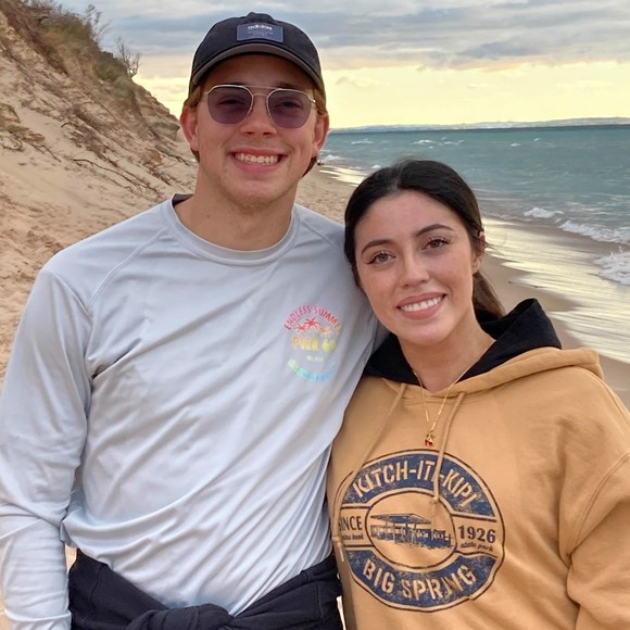 Profile Picture of Garrett Blacken (@gblacken12) on Poshmark