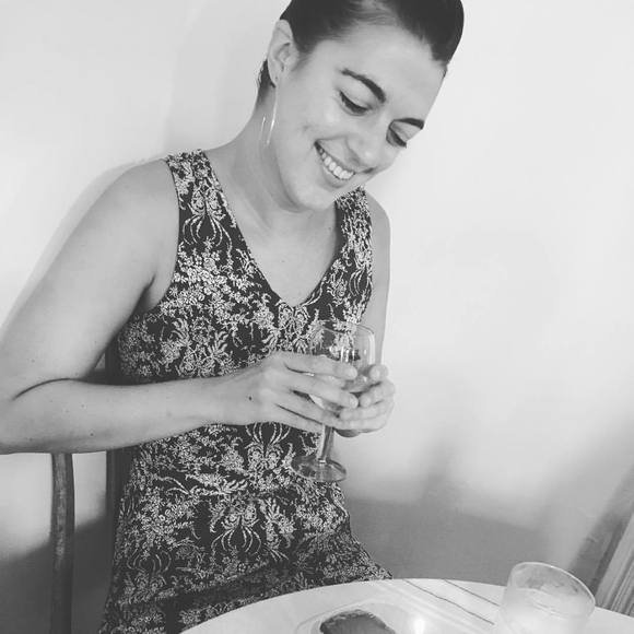 Profile Picture of Meghan Resler (@maresler) on Poshmark