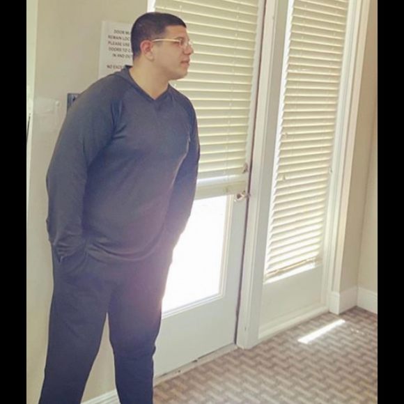 Profile Picture of Nicholas Palumbo (@nicholaspalu951) on Poshmark