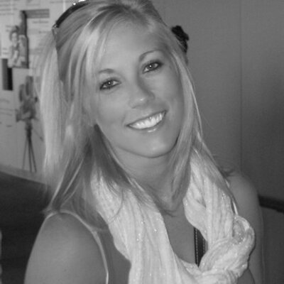 Profile Picture of Sharon Colbert (@CooksMaGooks) on Twitter