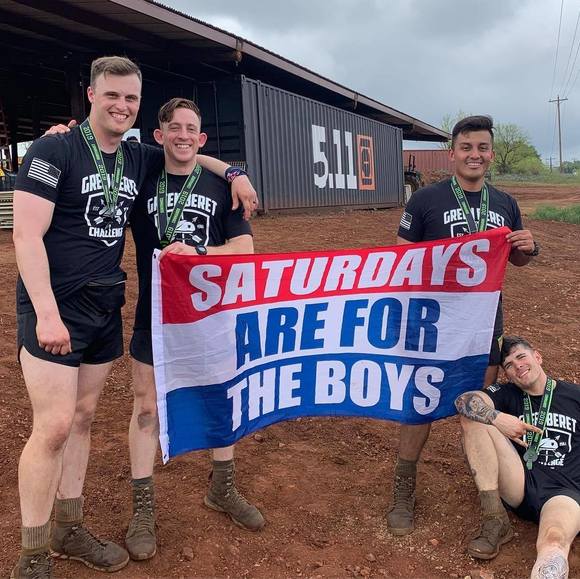 Profile Picture of Andy Fleischer (@ahfleischer17) on Poshmark