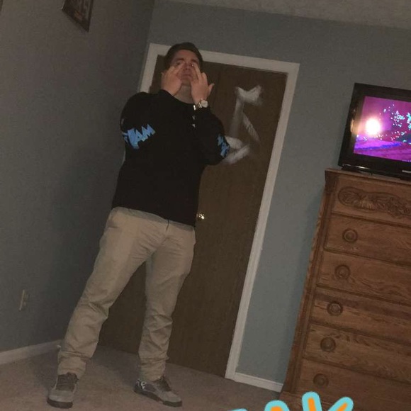 Profile Picture of Jake Abbott (@jabbott24) on Poshmark