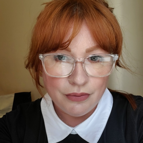 Profile Picture of Melissa Read (@mread77) on Poshmark
