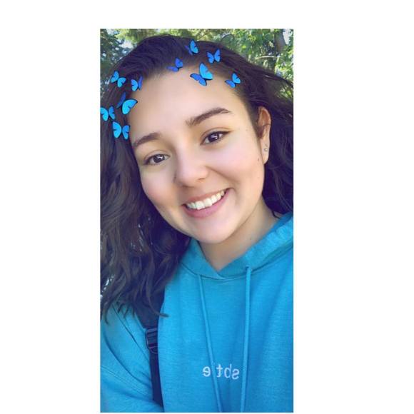 Jocelyn Alvarado - Poshmark Profile Picture of Jocelyn Alvarado (@jocelynlive210) on Poshmark