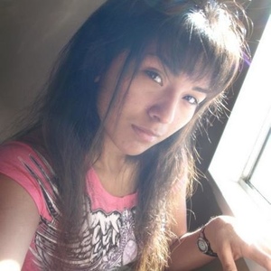 Profile Picture of Lillian Ortiz (@bbyblue1025) on Myspace